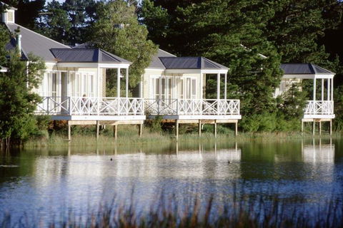 Woodman Estate - Luxury Country House Restaurant & Spa - Accommodation Brisbane 2