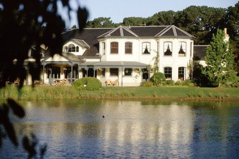 Woodman Estate - Luxury Country House Restaurant & Spa - Accommodation Brisbane 1