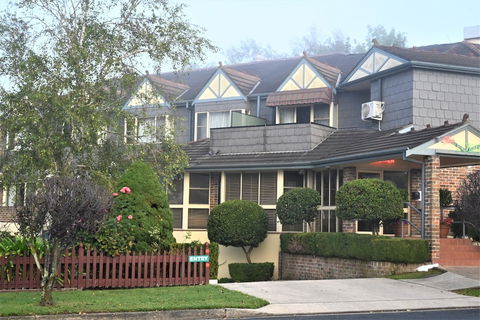 Grand Country Lodge Motel - Accommodation Brisbane 1