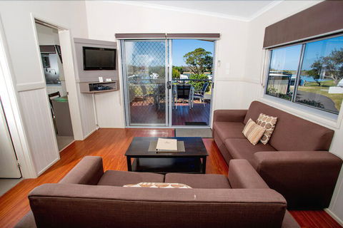 Reflections Holiday Parks Shaws Bay - Accommodation Brisbane 5