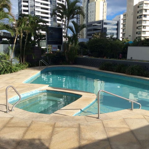 Pacific Resort Broadbeach - Accommodation Brisbane 3