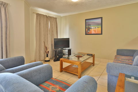 K Resort - Accommodation Brisbane 4