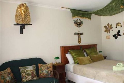 Cotton Tree Beach Motel - Accommodation Brisbane 5