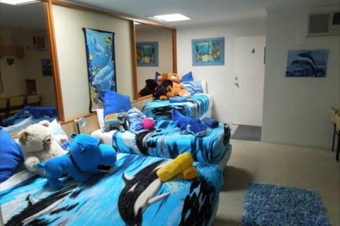 Cotton Tree Beach Motel - Accommodation Brisbane 2