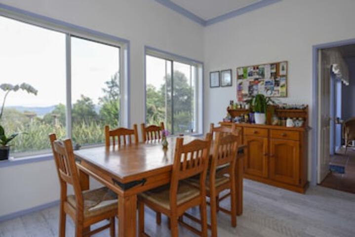 Ninderry QLD Accommodation Brisbane