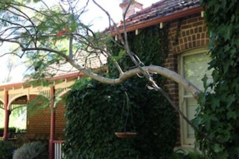 Fawkes House Country Spa Retreat - Accommodation Brisbane 1