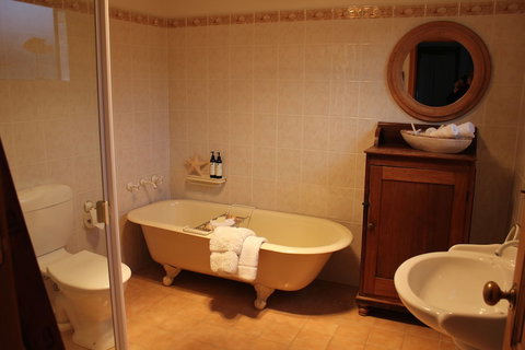 Boathouse - Birks River Retreat - Birks Harbour - Accommodation Brisbane 4