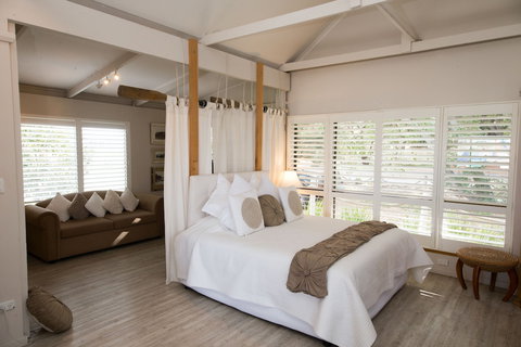 Boathouse - Birks River Retreat - Birks Harbour - Accommodation Brisbane 6