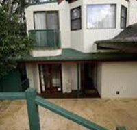 Montville Attic - Accommodation Brisbane