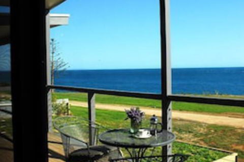 The Rookery At Christmas Cove - Accommodation Brisbane 7
