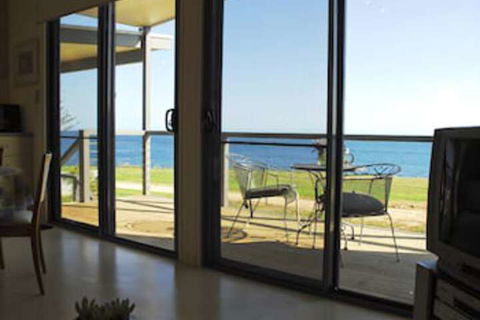 The Rookery At Christmas Cove - Accommodation Brisbane 4