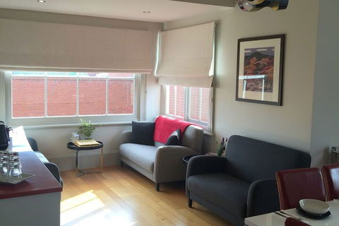 Gregory House - Accommodation Brisbane 3