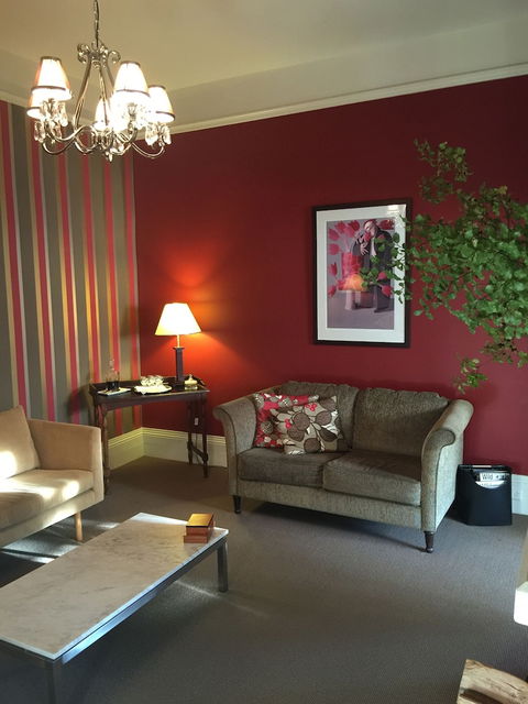 Clydesdale Manor - Accommodation Brisbane 3
