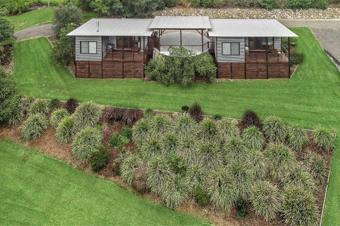 Lilypad Luxury Cabins - Accommodation Brisbane 3