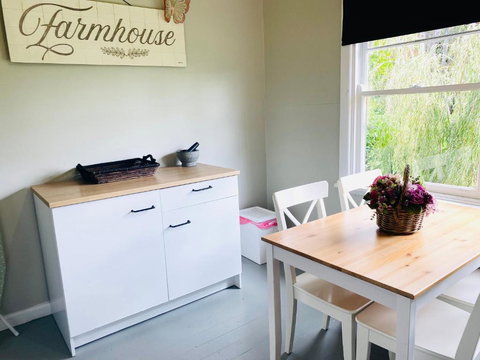 Bush Retreat Farm House - Accommodation Brisbane 5