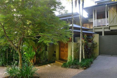 OneLuxe Port Douglas - Accommodation Brisbane 3