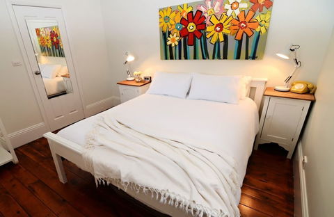 Thelma's Temora - Accommodation Brisbane 1