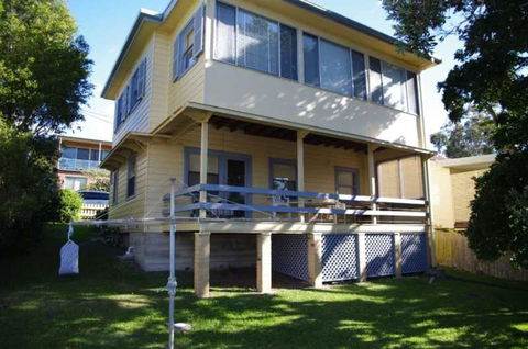 Lorikeet Retreat 11 Hodgson Street - Accommodation Brisbane 2