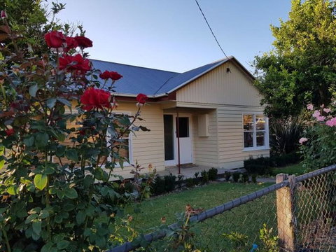 Cottage On Main - Accommodation Brisbane 3