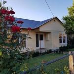 Cottage On Main - Accommodation Brisbane 0