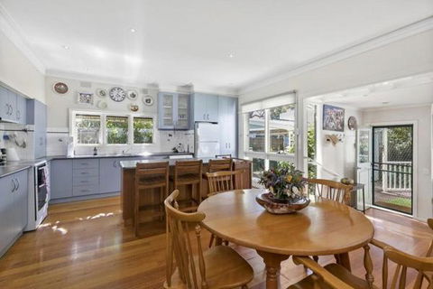 Torquay Retreats Aus Bristol Road - Accommodation Brisbane 5