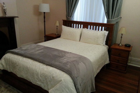 Burra Railway Station Bed & Breakfast - Accommodation Brisbane 3