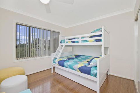 SEAVIEW DREAM Bonny Hills - Accommodation Brisbane 2