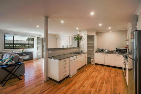 Apartments On Allingham - Accommodation Brisbane 3