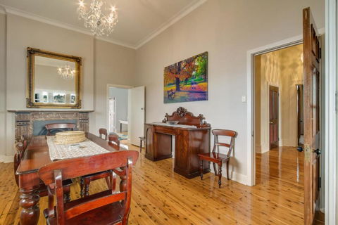 The Managers Residence - Accommodation Brisbane 4