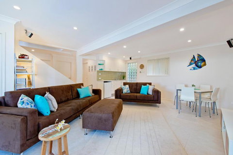 Allure By The Sea - Accommodation Brisbane 5