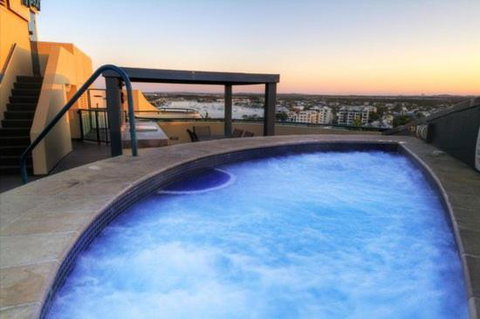 Beachside Mooloolaba Apartment With A View! - Accommodation Brisbane 5