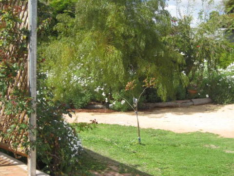 Amalie Cottage Waikerie Unit 1 - Accommodation Brisbane 3