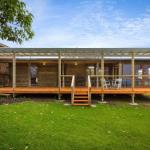 98 Ocean Parade Rustic Log Cabin - Accommodation Brisbane 0