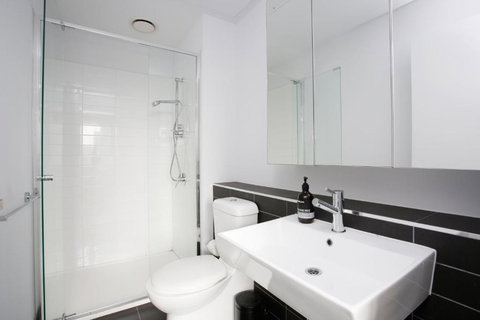 Immaculate 2BR With 2 Bathroom Private Unit In CBD - Accommodation Brisbane 3