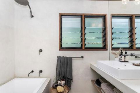 Eastern Rise Main House - Accommodation Brisbane 6