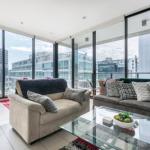 LIGHT AIRY SPACIOUS QUEENS ROAD APARTMENT - Accommodation Brisbane 0