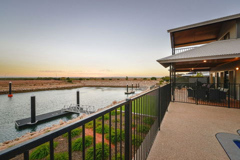 8 Kestrel Place - Accommodation Brisbane 1