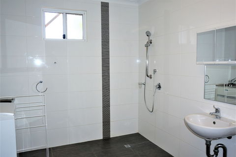 Getaway Villas Unit 38 1 - Accommodation Brisbane 5