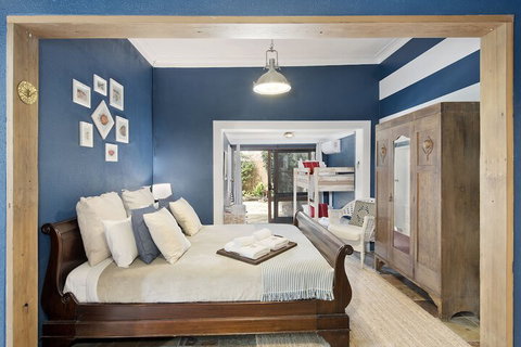 Manly Designer Studios - Accommodation Brisbane 6