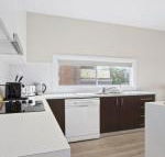 Beachbreak fall asleep to the sound of the ocean - Accommodation Brisbane