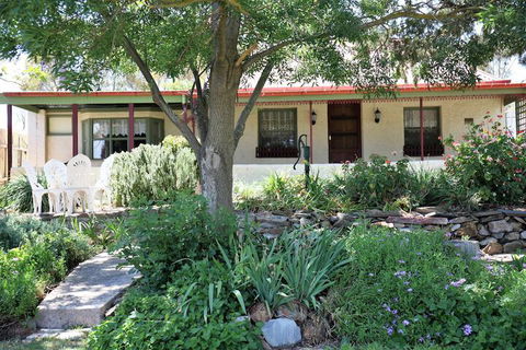Ayers Burra - Accommodation Brisbane 1