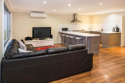 Eagle Bay Beach House - Accommodation Brisbane 4