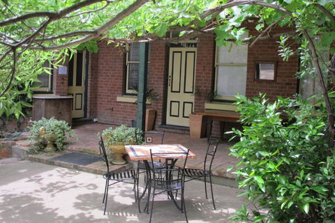 Holmhurst Guest House - Accommodation Brisbane 4