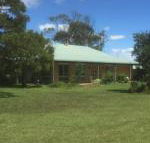At HOME on HOLMES - Accommodation Brisbane