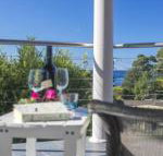 58 Seaview St. Summer Days - Accommodation Brisbane
