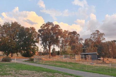 Hoof & Hound Country Escape - Accommodation Brisbane 3