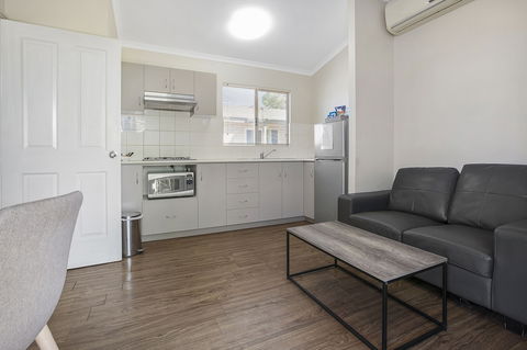 The Cove Holiday Village - Accommodation Brisbane 5