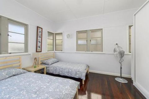 Herbs Hideaway 11 Belmore Street - Accommodation Brisbane 2