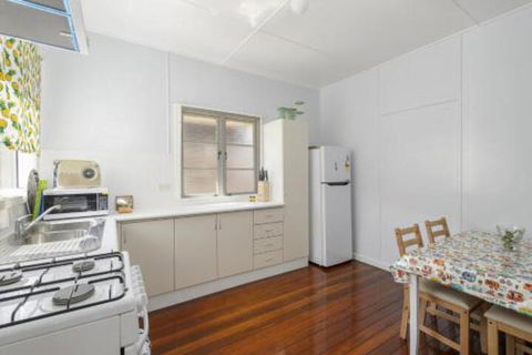 Herbs Hideaway 11 Belmore Street - Accommodation Brisbane 7