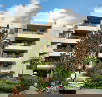 Newly Renovate Immaculate Cremorne One Bedroom Apartment CREM4 - Accommodation Brisbane